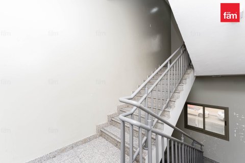 Купить здание в Дубае: 6858м², № 12323 - фото 30
