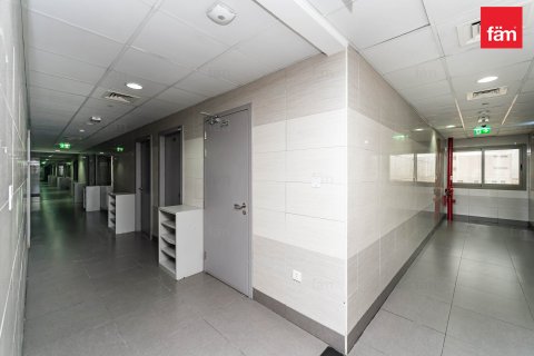 Купить здание в Дубае: 6858м², № 12323 - фото 22