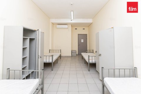 Купить здание в Дубае: 6858м², № 12323 - фото 19