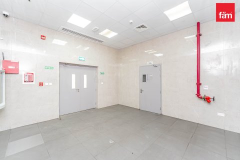Купить здание в Дубае: 6858м², № 12323 - фото 11