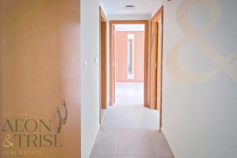 Apartment in Jumeirah Lake Towers, Dubai 2 bedrooms, 94 sq.m. № 60957 - photo 5