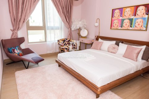 Apartamento en Jumeirah, Dubai, 1 dormitorio, 89 m², № 16123 - foto 1