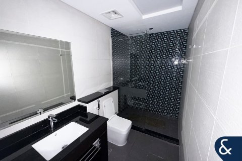 Apartment in Cayan Tower, Dubai Marina, Dubai 2 bedrooms, 117 sq.m. № 76563 - photo 14