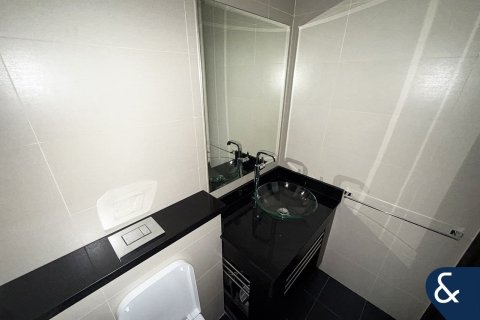 Apartment in Cayan Tower, Dubai Marina, Dubai 2 bedrooms, 117 sq.m. № 76563 - photo 15