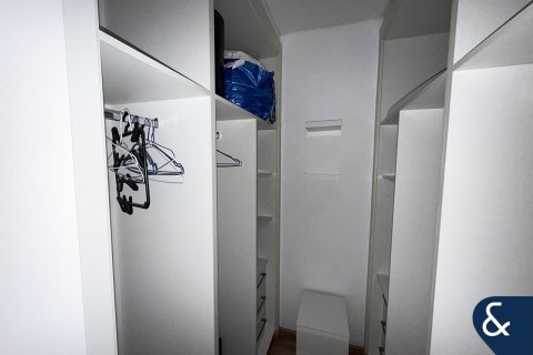 Apartment in Cayan Tower, Dubai Marina, Dubai 2 bedrooms, 117 sq.m. № 76563 - photo 9