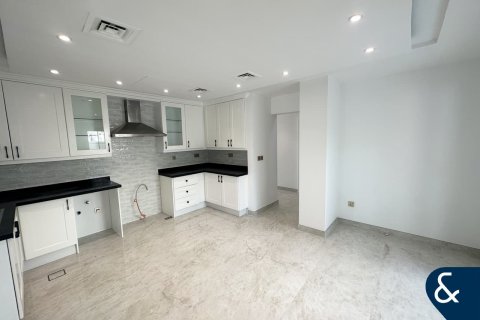 Villa in Arabian Ranches, Dubai 5 bedrooms, 640 sq.m. № 76567 - photo 5