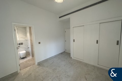 Villa in Arabian Ranches, Dubai 5 bedrooms, 640 sq.m. № 76567 - photo 7