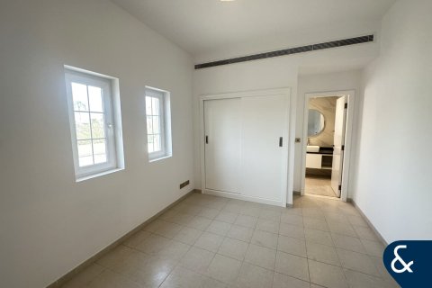 Villa in Arabian Ranches, Dubai 5 bedrooms, 640 sq.m. № 76567 - photo 13