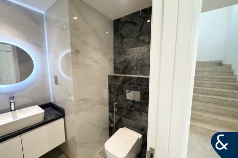 Villa in Arabian Ranches, Dubai 5 bedrooms, 640 sq.m. № 76567 - photo 12