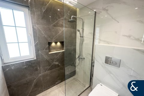 Villa in Arabian Ranches, Dubai 5 bedrooms, 640 sq.m. № 76567 - photo 9