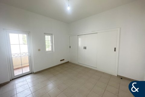 Villa in Arabian Ranches, Dubai 5 bedrooms, 640 sq.m. № 76567 - photo 16