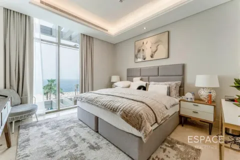 Apartment in Palm Jumeirah, Dubai 2 bedrooms, 124 sq.m. № 71486 - photo 7