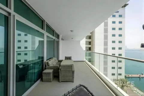 Снять в аренду квартиру в Пальме Джумейре, Дубай: 1 спальня, 106м², № 71487 - фото 3