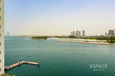 Снять в аренду квартиру в Пальме Джумейре, Дубай: 1 спальня, 106м², № 71487 - фото 4