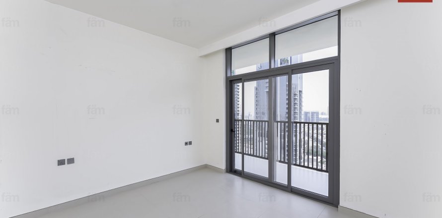 Квартира в Дубае, 2 спальни, 131.9м², № 52254