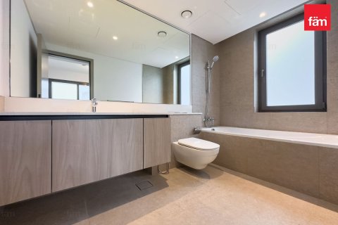 Снять в аренду виллу в Tilal Al Ghaf, Дубай: 4 спальни, 222.6м², № 69471 - фото 9