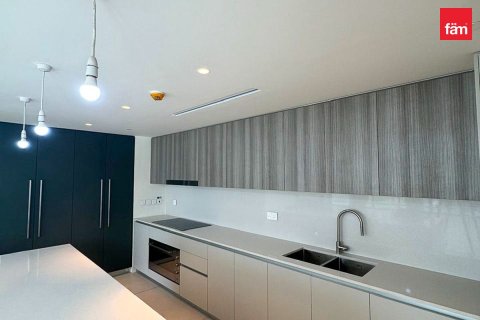 Снять в аренду квартиру в City Walk, Дубай: 4 спальни, 275.9м², № 137667 - фото 3