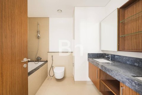 Apartment in Dubai Marina, Dubai 3 bedrooms, 161 sq.m. № 56669 - photo 10