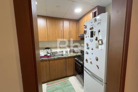 Снять в аренду квартиру в Джумейра Лейк Тауэрс, Дубай: 1 спальня, 75м², № 56668 - фото 2