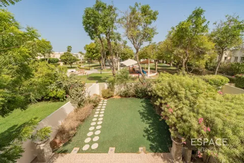 فيلا في The Springs, دبي 3 غرف نوم, 228 م² رقم 62232 - صورة 19