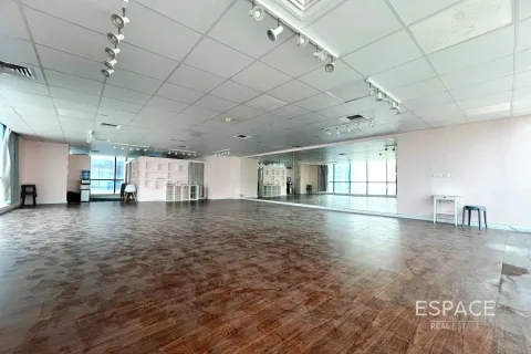 Office in Jumeirah Lake Towers, Dubai 116 sq.m. № 62250 - photo 5