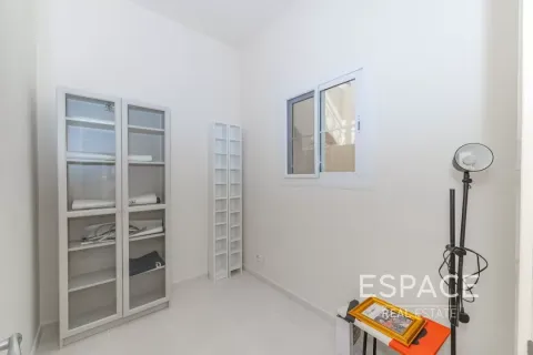 Villa in The Springs, Dubai 2 bedrooms, 153 sq.m. № 62249 - photo 11