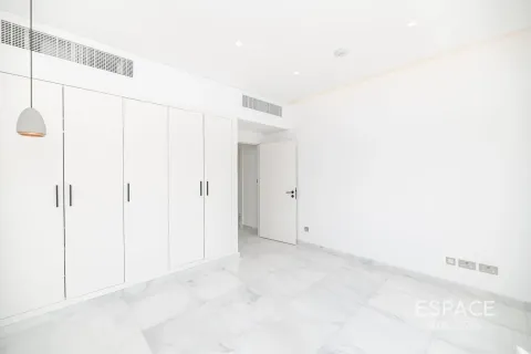 Villa in Meadows, Dubai 5 bedrooms, 353 sq.m. № 62251 - photo 11