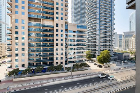 Apartment in The Waves, Dubai Marina, Dubai 1 bedroom, 82 sq.m. № 19767 - photo 11