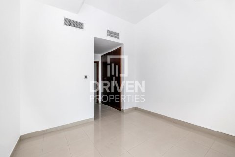 Apartment in Business Bay, Dubai 2 bedrooms, 174 sq.m. № 19764 - photo 6