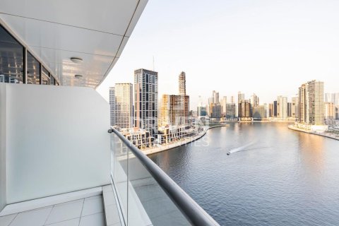 Apartment in Business Bay, Dubai 2 bedrooms, 174 sq.m. № 19764 - photo 15