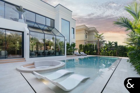 Купить виллу в Jumeirah Islands, Дубай: 5 спален, 548м², № 78890 - фото 3