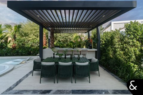 Купить виллу в Jumeirah Islands, Дубай: 5 спален, 548м², № 78890 - фото 24