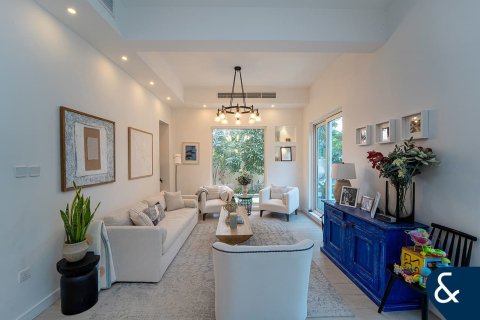 Купить виллу в Victory Heights, Dubai Sports City, Дубай: 4 спальни, 613м², № 78915 - фото 6