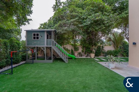 Купить виллу в Victory Heights, Dubai Sports City, Дубай: 4 спальни, 613м², № 78915 - фото 20