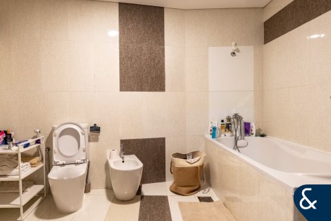 Apartment in Park Towers, DIFC, Dubai 1 bedroom, 96 sq.m. № 78904 - photo 8