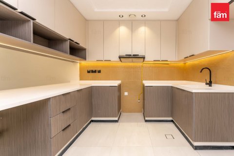 Apartment in Dubai 2 bedrooms, 104.5 sq.m. № 10764 - photo 5