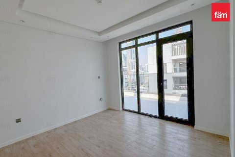 Apartment in Al Satwa, Dubai 3 bedrooms, 245.6 sq.m. № 10762 - photo 10