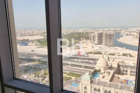 Apartment in Business Bay, Dubai 1 bedroom, 75 sq.m. № 56399 - photo 1
