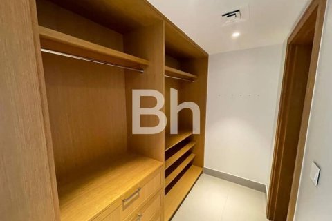 Apartamento en Downtown Dubai (Downtown Burj Dubai), Dubai, 3 dormitorios, 190 m², № 56401 - foto 2