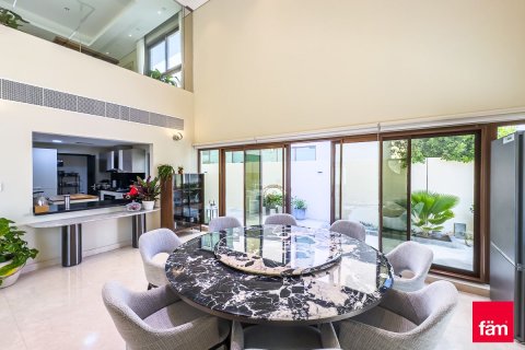 Villa à Meydan, Dubai, 6 chambres, 519.8 m², № 8935 - photo 1