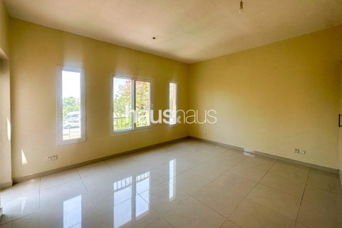 Villa in The Springs, Dubai 3 bedrooms, 228 sq.m. № 44732 - photo 16