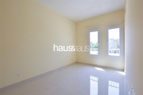 Villa in The Springs, Dubai 3 bedrooms, 228 sq.m. № 44732 - photo 13