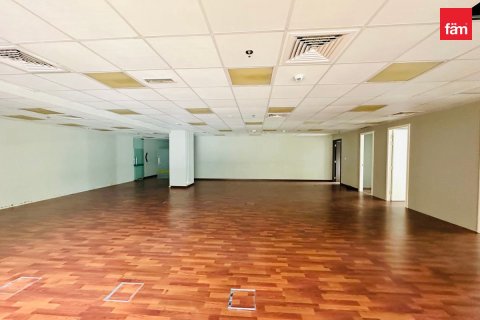 Bureau à Deira, Dubai, 665.8 m², № 12345 - photo 11