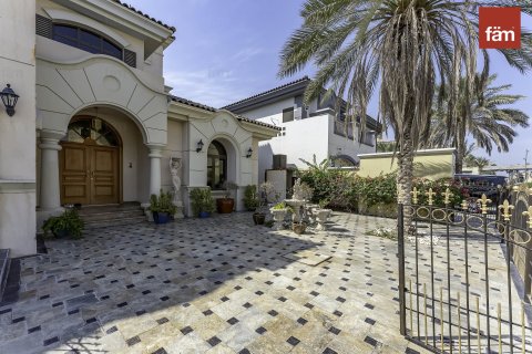 Villa à Palm Jumeirah, Dubai, 4 chambres, 622.4 m², № 12336 - photo 3