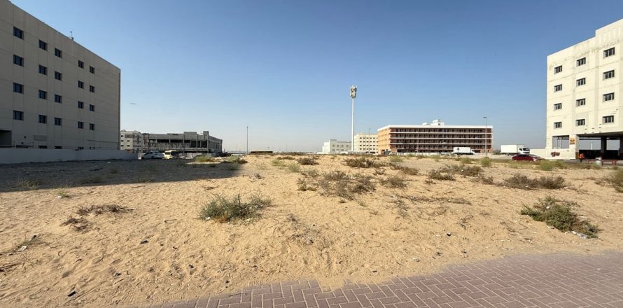 Terreno en Dubai, 1812.9 m², № 12352