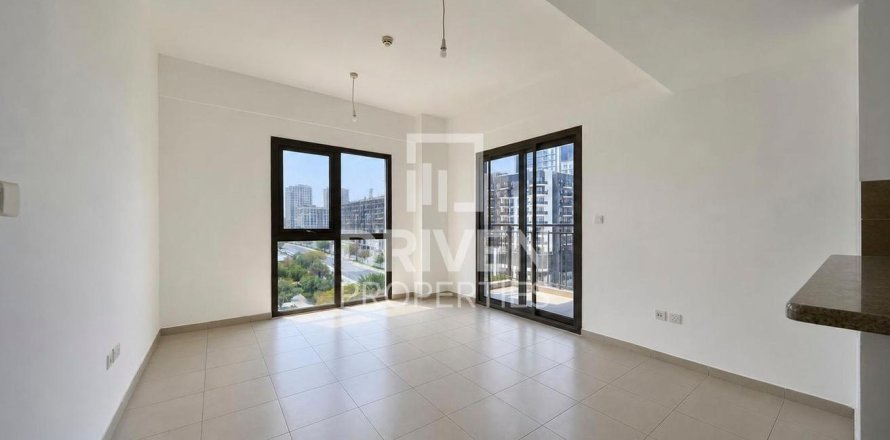 Apartamento en Zahra Apartments, Town Square, Dubai, 3 dormitorios, 130.81 m², № 142525