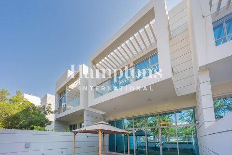 Снять в аренду таунхаус в Murooj Al Furjan, Al Furjan, Дубай: 4 спальни, 222.96720000м², № 63316 - фото 19