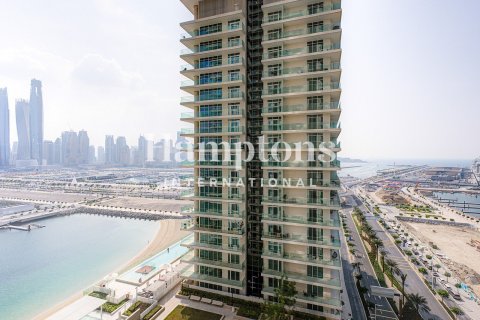 Apartment in Dubai Harbour, Dubai 1 bedroom, 67.91209300 sq.m. № 63321 - photo 14