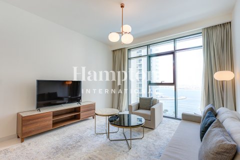 Apartment in Dubai Harbour, Dubai 1 bedroom, 67.91209300 sq.m. № 63321 - photo 1
