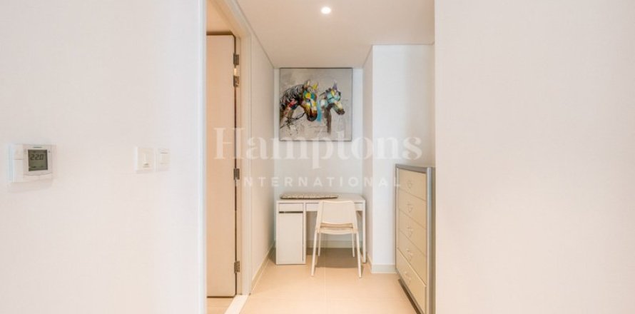 Appartement à Bluewaters Residences, Bluewaters, Dubai, 1 chambre, 109.533 m², № 63323